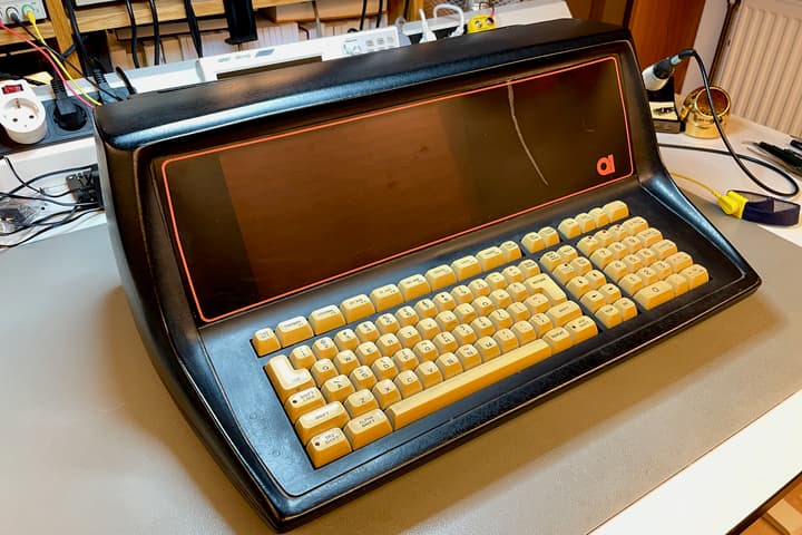 The Q1 computer