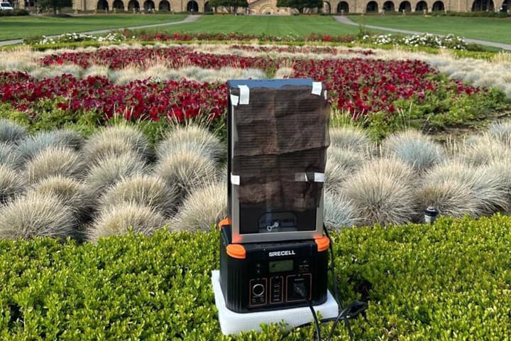 Without additional heat, pressure, or electricity, this contraption is quietly producing ammonia from thin air at the Stanford University campus