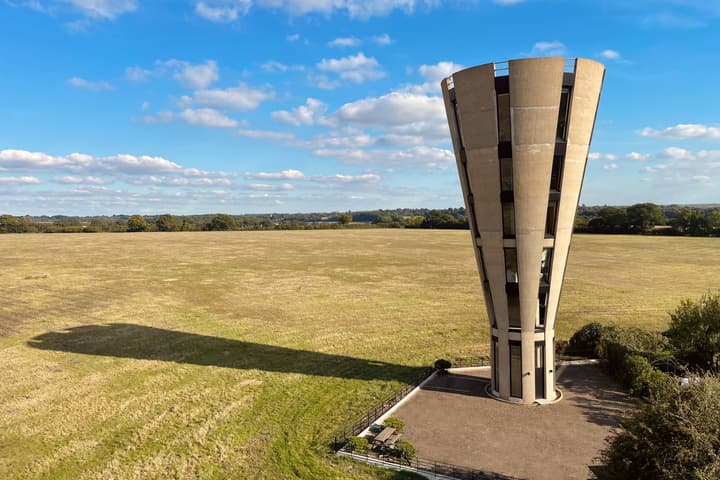 The Tonwell Tower project involved the conversion of a 1960s water tower into a one-of-a-kind residence