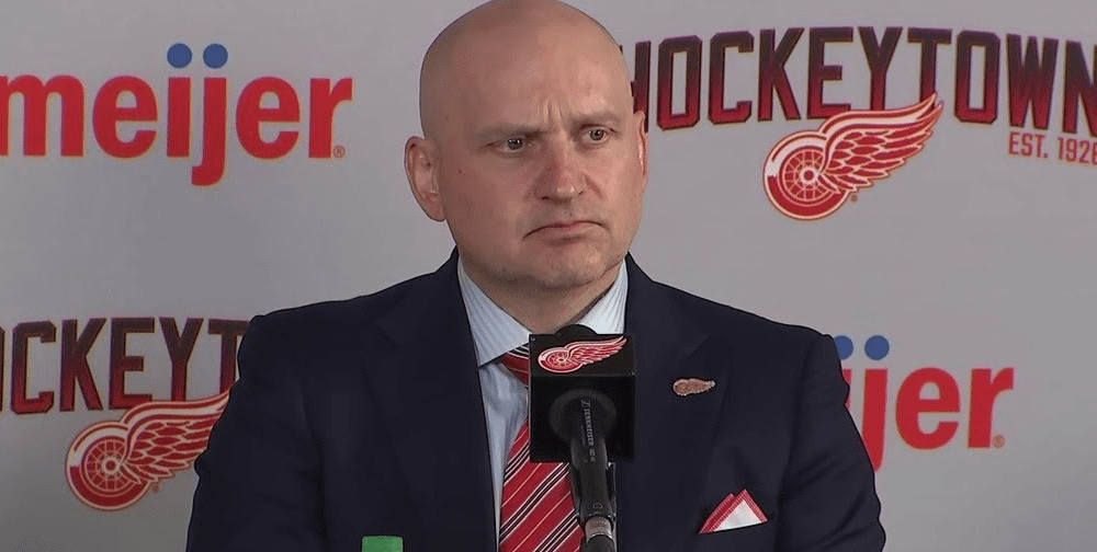 Red Wings coach Derek Lalonde